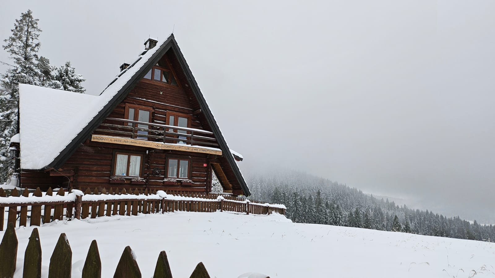 Schronisko Na Maciejowej