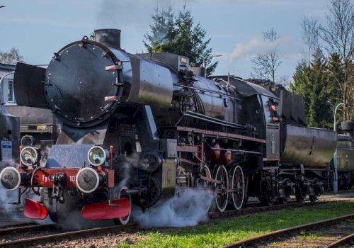 Skansen Taboru Kolejowego w Chabówce - Co Zobaczyć i Gdzie?