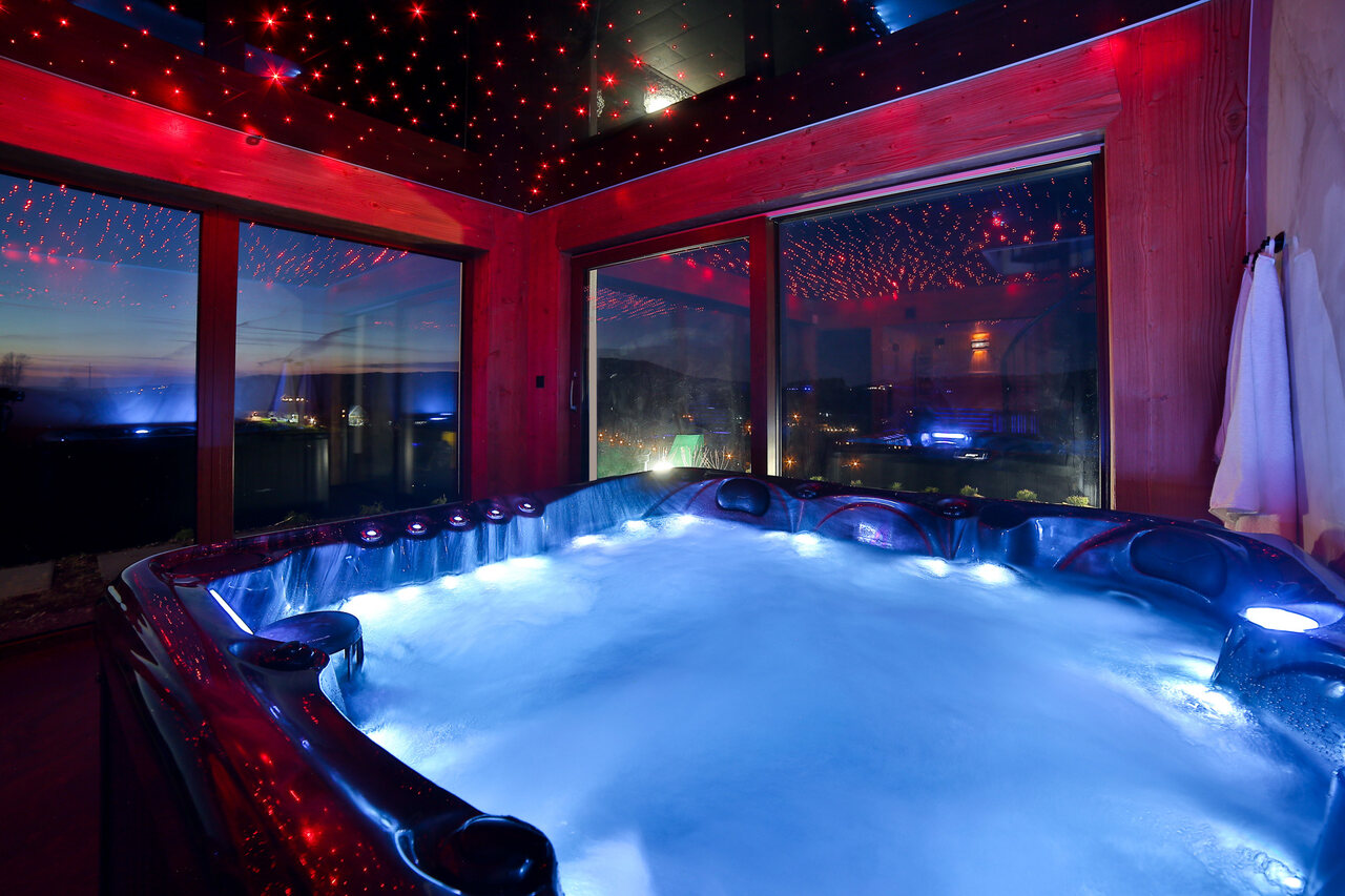 Relaks w jacuzzi