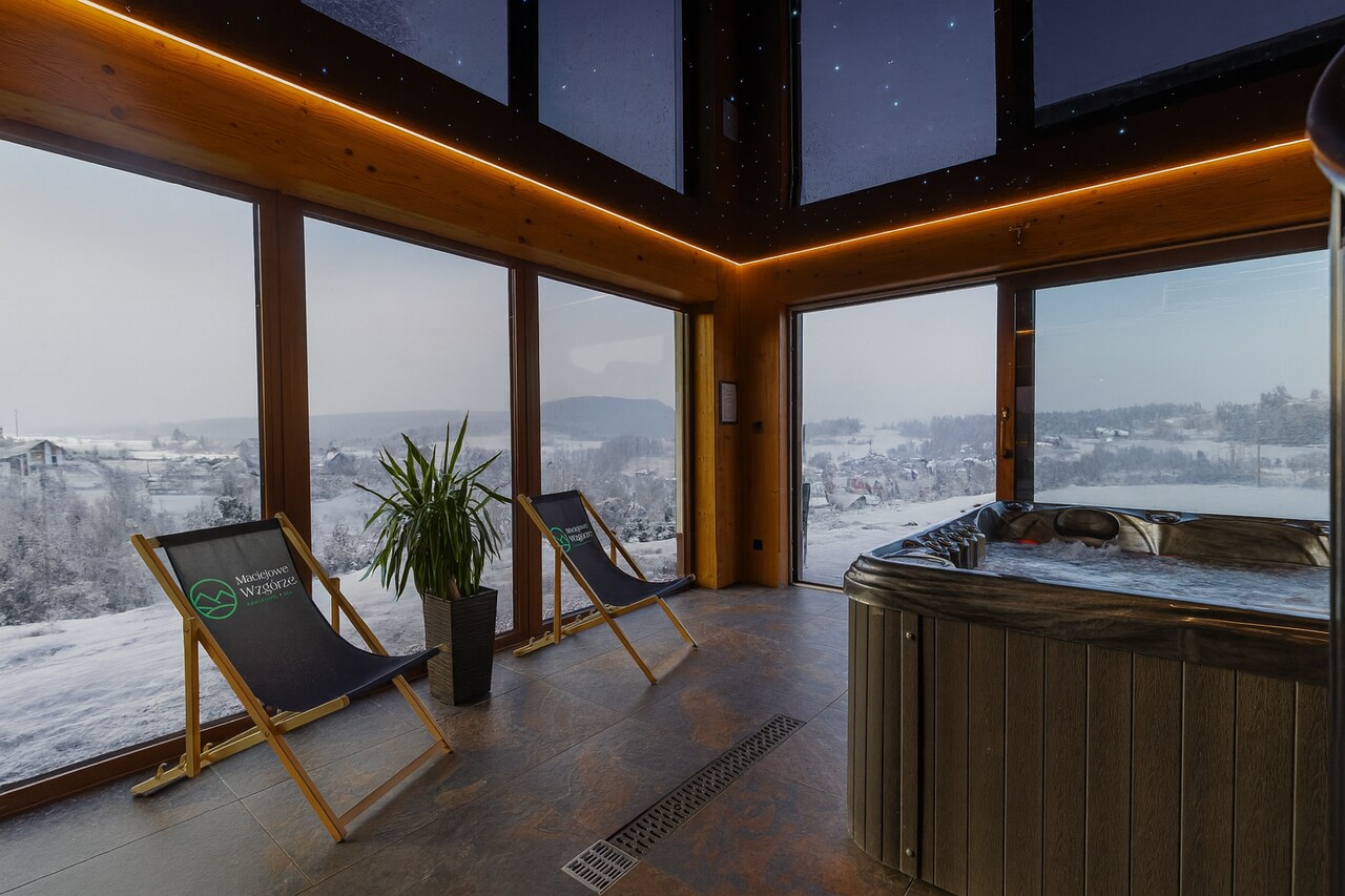 Jacuzzi, Sauna, Tężnia